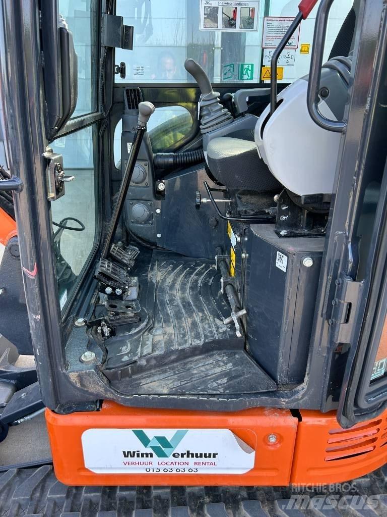 Hitachi ZX 26 U-6 Mini bagri <7t