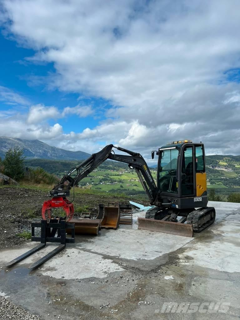 Volvo ECR25D Mini bagri <7t