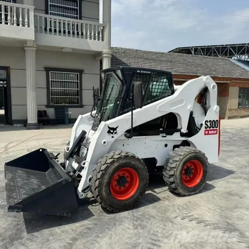 Bobcat S 300 Skid steer mini nakladalci