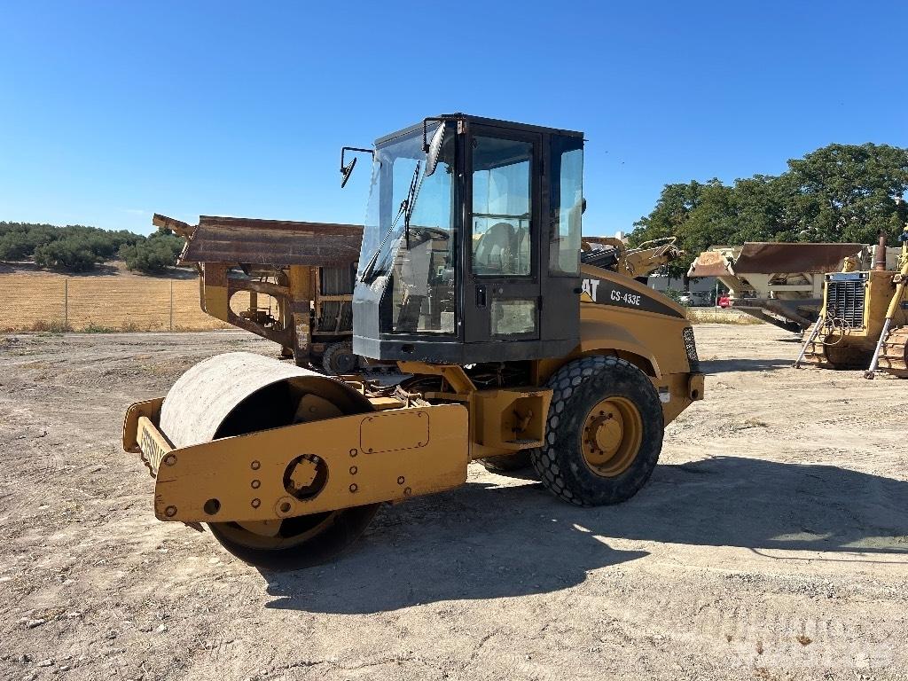CAT CS 433 E Dvojni valjarji