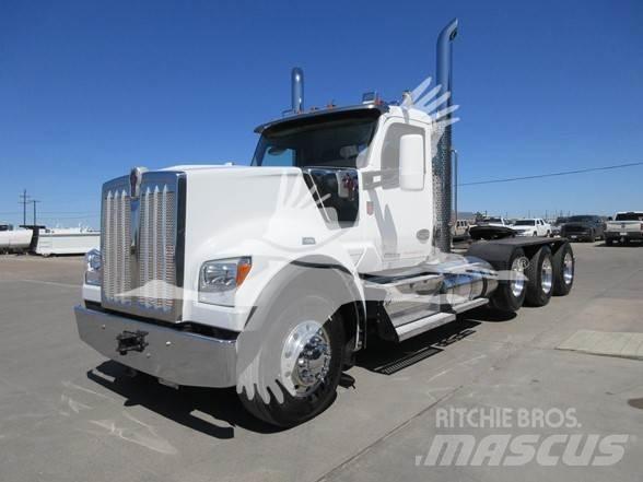 Kenworth W990 Vlačilci
