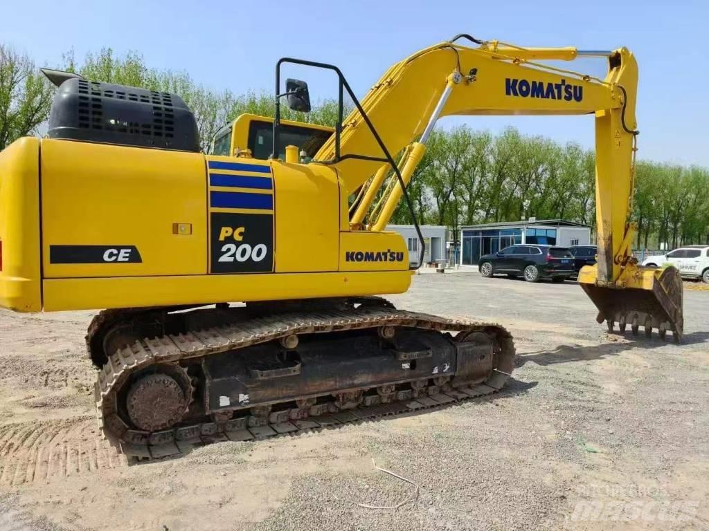Komatsu PC 200-11 Bagri goseničarji