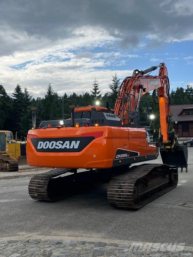 Doosan DX 255 LC-5 Bagri goseničarji