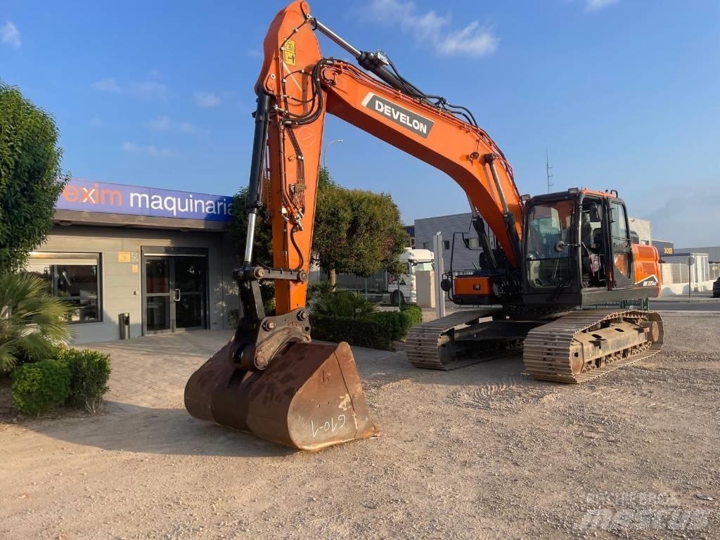 Doosan DX225LC-7 Bagri goseničarji