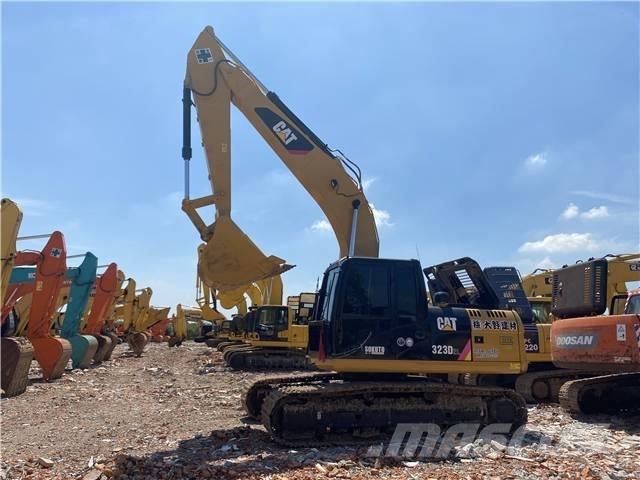 CAT 323D2L Bagri goseničarji