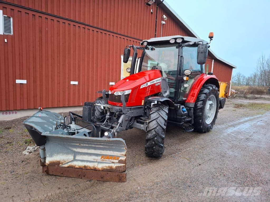 Massey Ferguson 5713 Traktorji