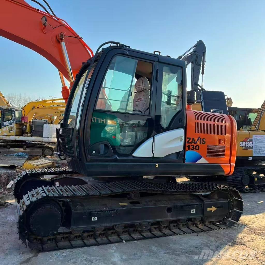 Hitachi ZX 130 Midi bagri 7t – 12t