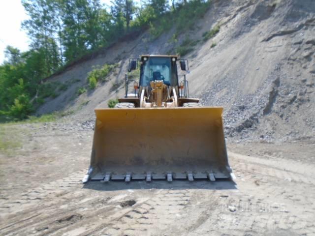 CAT 966 G Kolesni nakladalci