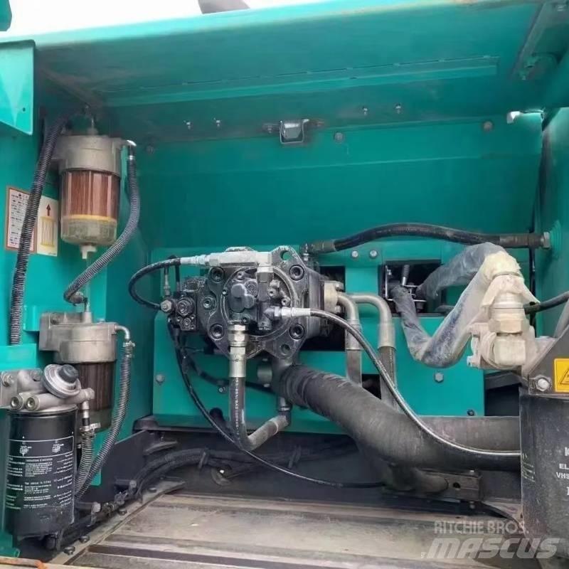 Kobelco SK 260 Bagri goseničarji