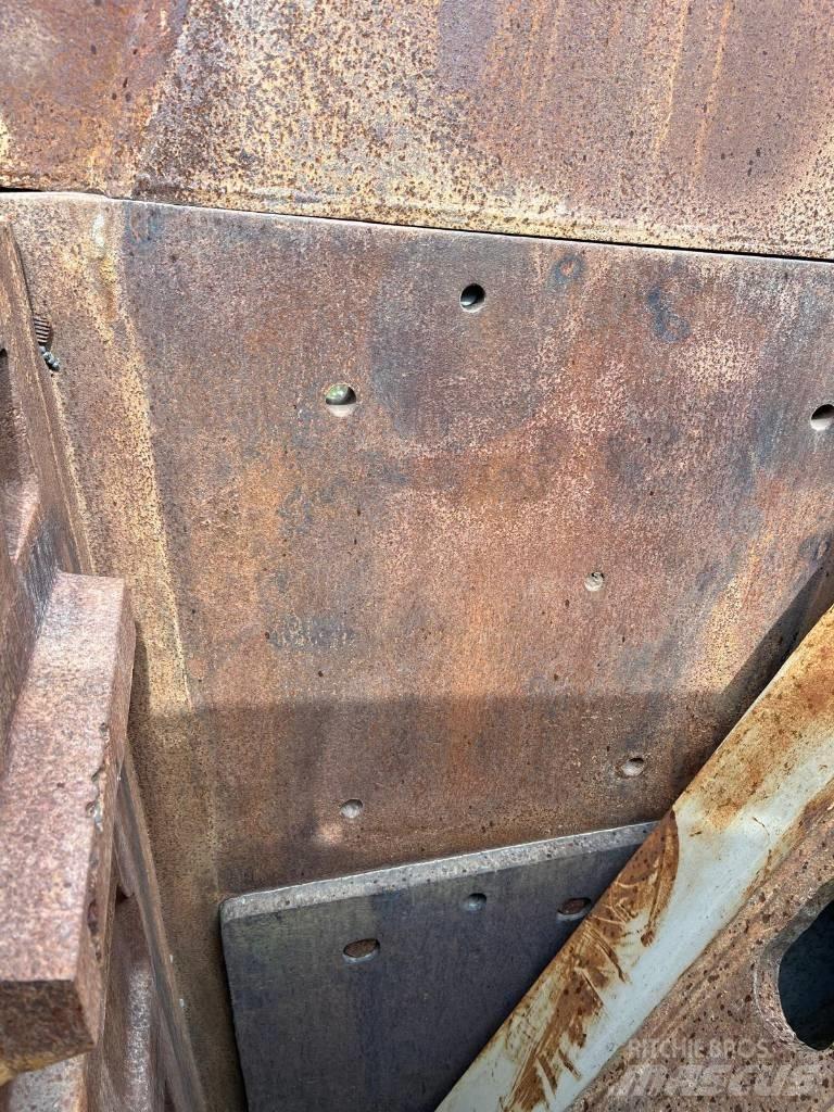 Sandvik QJ 340 Drobilci