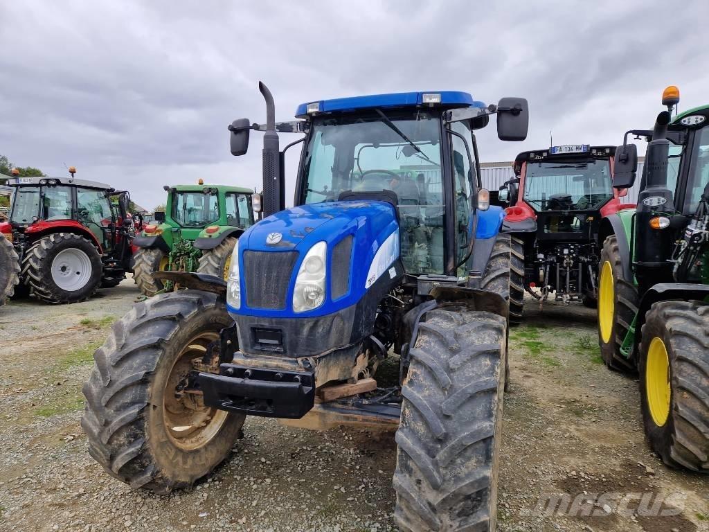 New Holland TSA 115 Traktorji