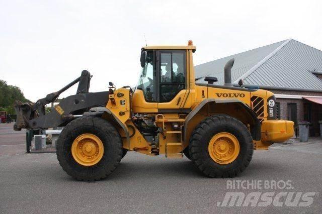 Volvo L 120 F Kolesni nakladalci
