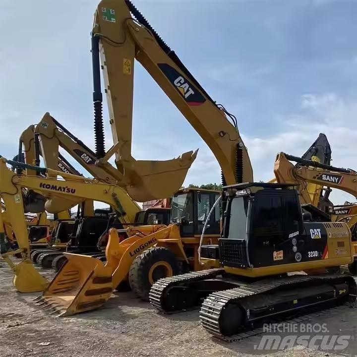 CAT CAT323D2L Midi bagri 7t – 12t