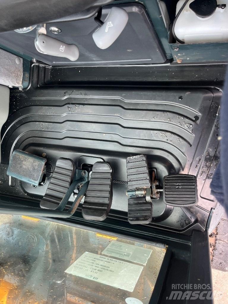 Hyundai R25Z-9 AK Mini bagri <7t