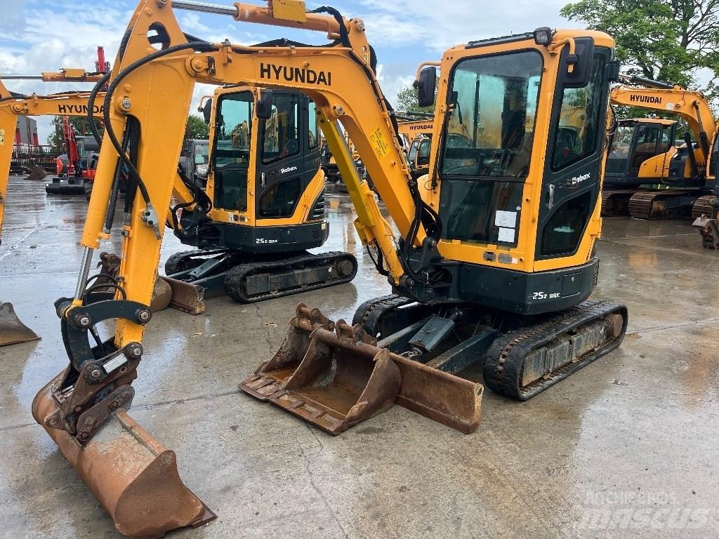 Hyundai R25Z-9 AK Mini bagri <7t