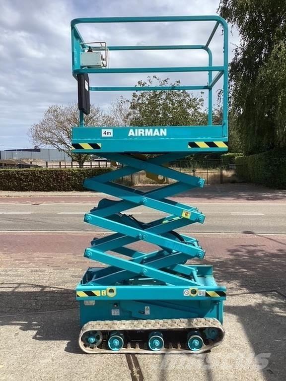 Airman Encl.040 Škarjaste dvižne ploščadi