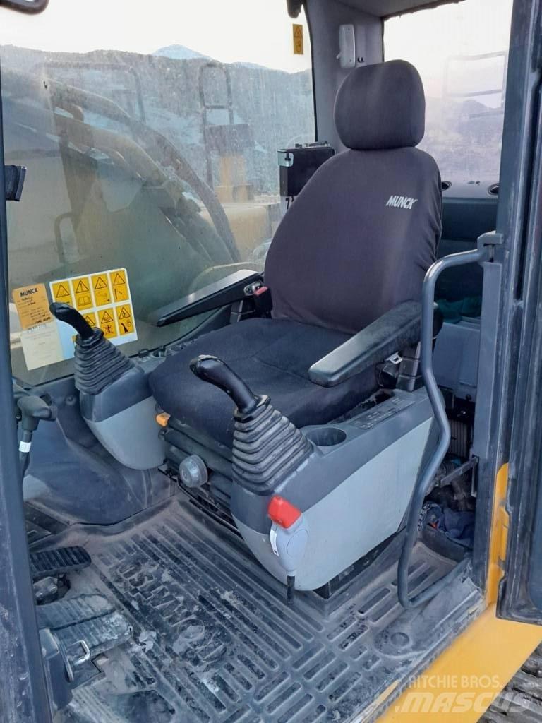 Komatsu PC390LC-8 Bagri goseničarji