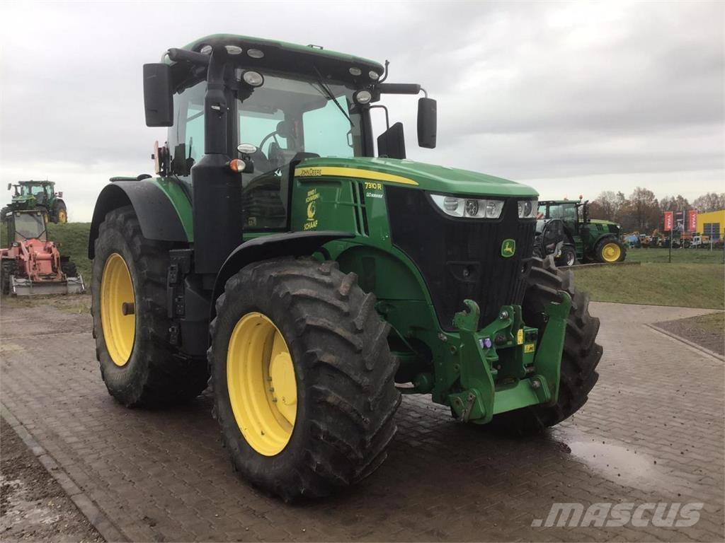 John Deere 7310R Traktorji