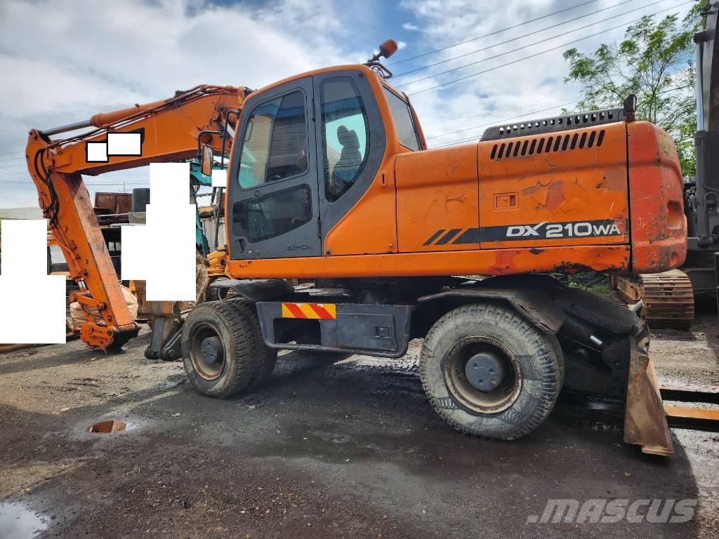 Doosan DX 210WA Bagri na kolesih