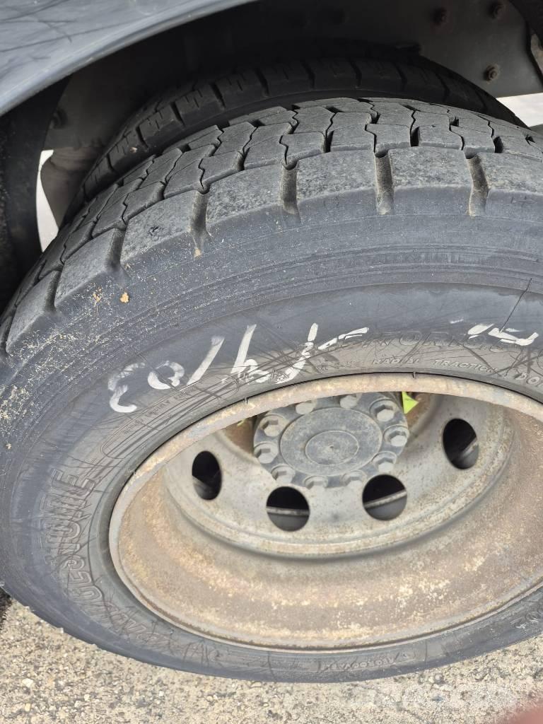 DAF 55.180 CF Tovornjaki zabojniki