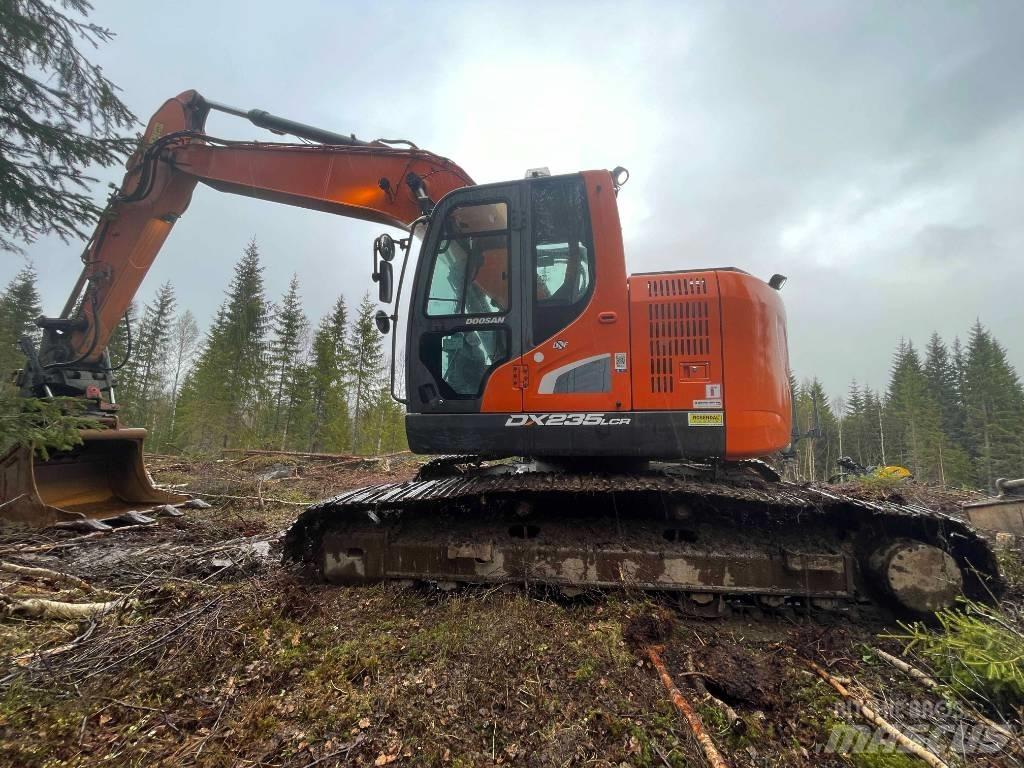 Doosan DX 235 LCR-5 Bagri goseničarji