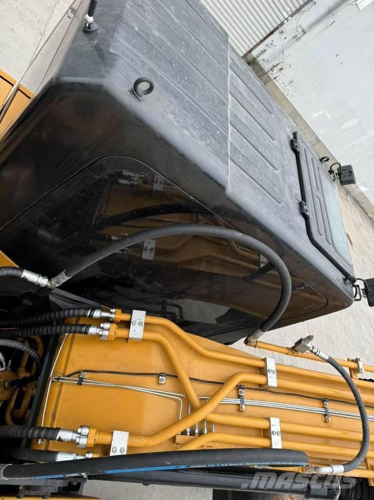 Sany SY 215 C Bagri goseničarji