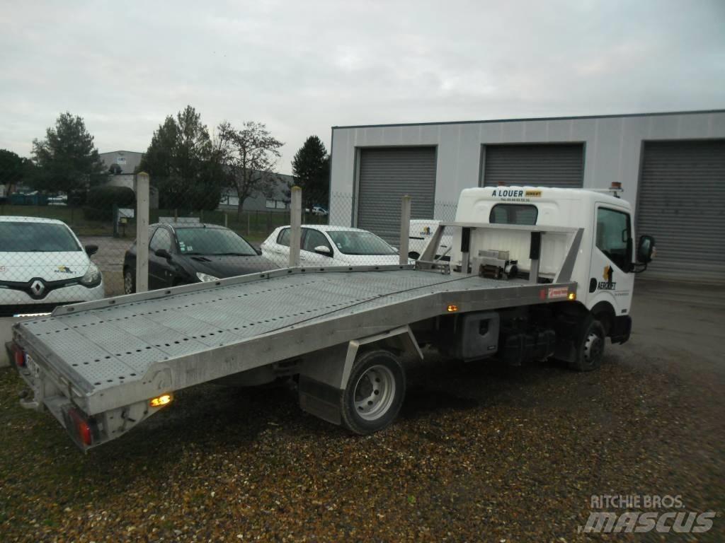 Nissan 35.15 Avtotransporterji