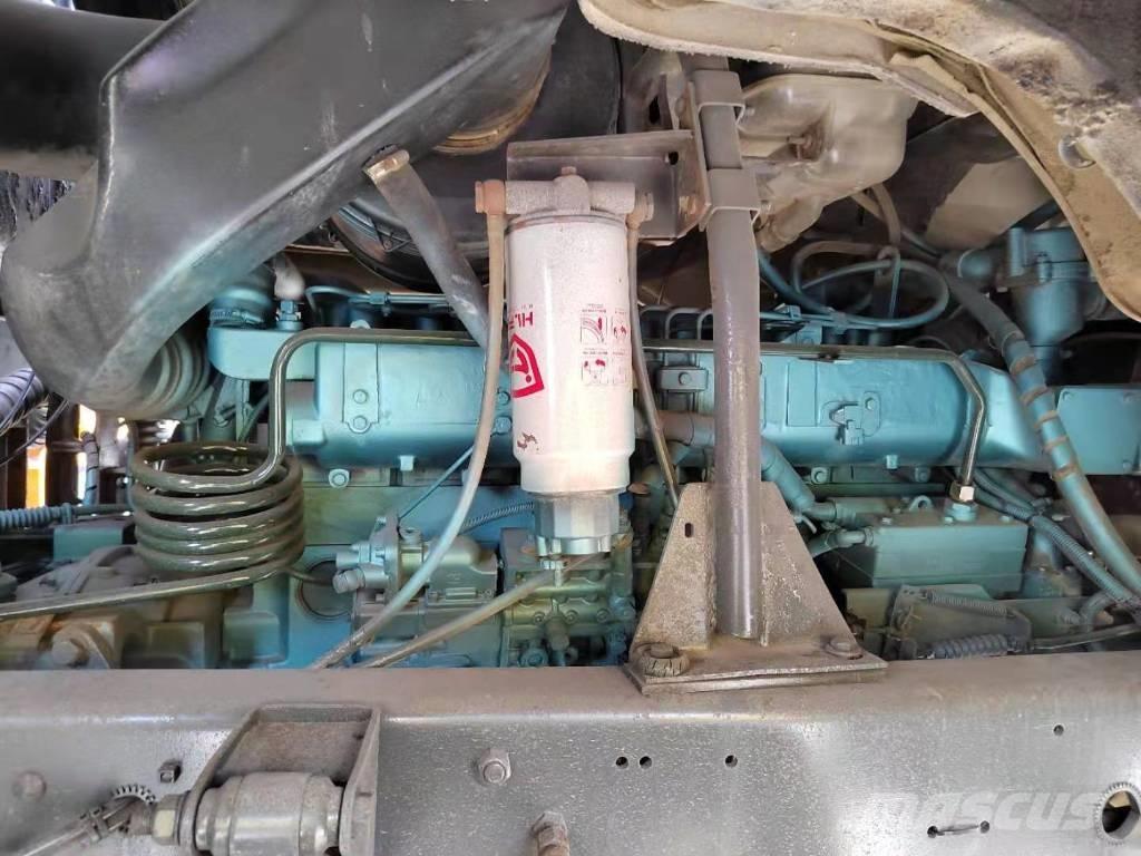 Howo 375 8x4 Kiper tovornjaki