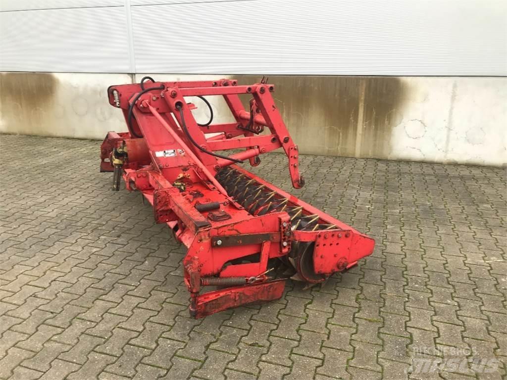 Krone KES 121-3000 Rotacijske brane in multikultivatorji