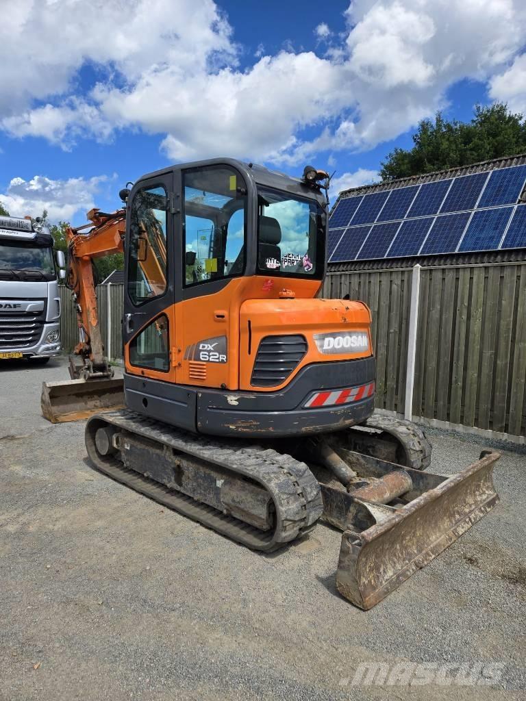 Doosan DX 62 R Mini bagri <7t