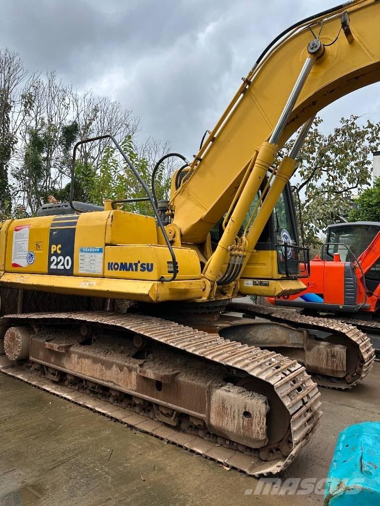 Komatsu PC 220-8 Bagri goseničarji