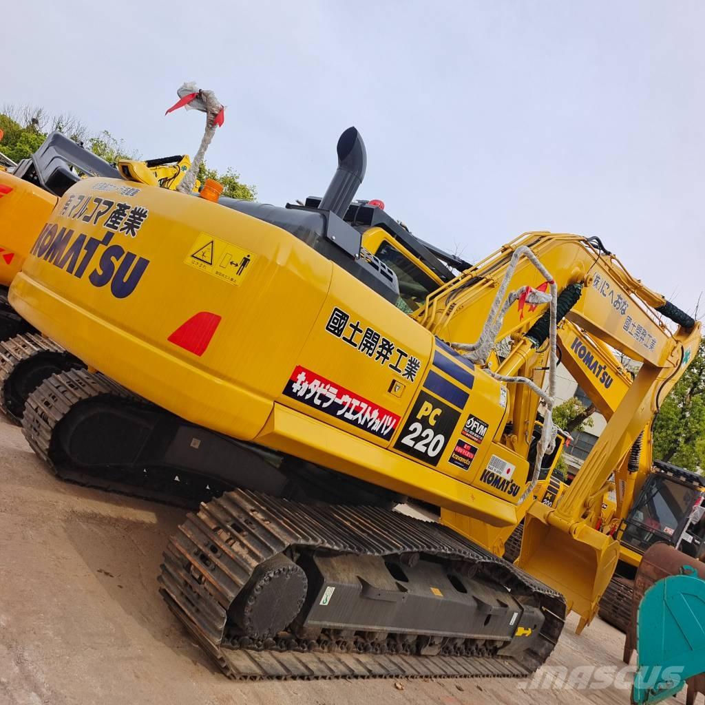 Komatsu PC 220-8 Bagri goseničarji