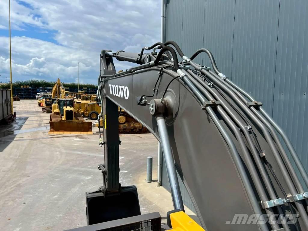 Volvo EC210 Bagri goseničarji