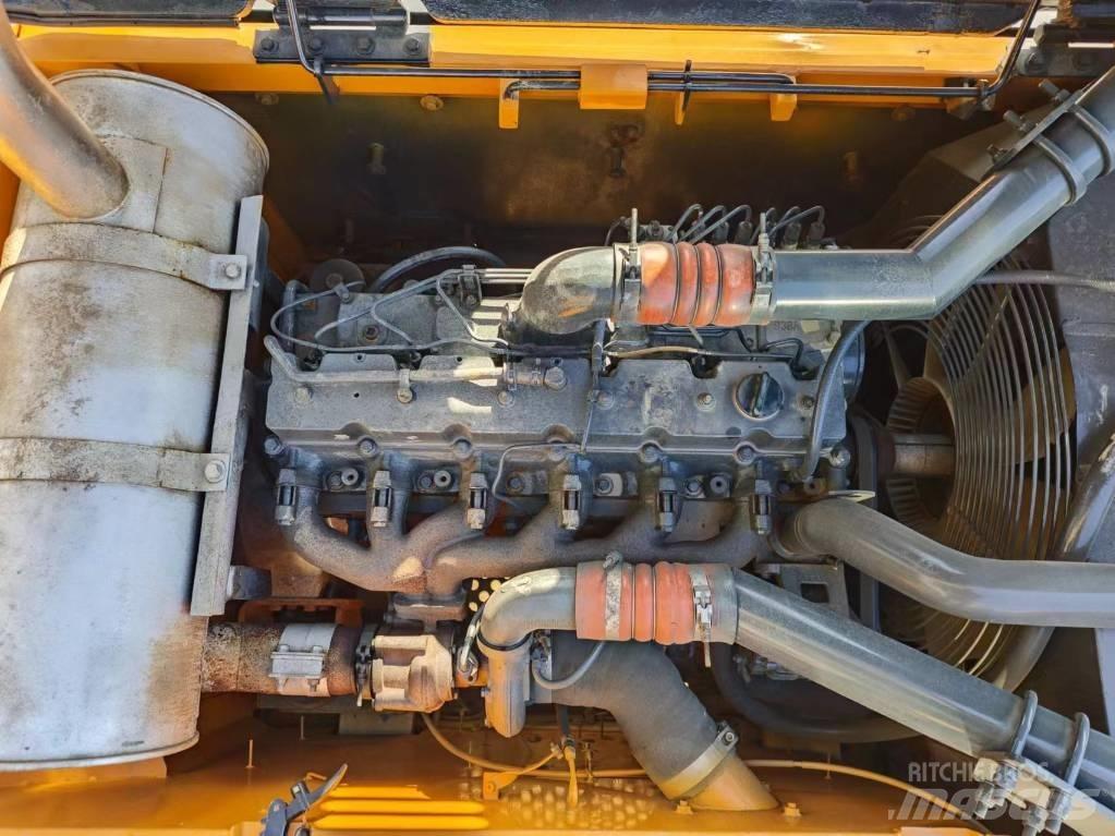 Hyundai 330LC-9S Bagri goseničarji