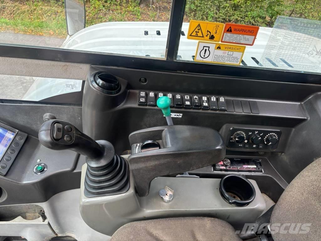 Takeuchi TB 290 Midi bagri 7t – 12t