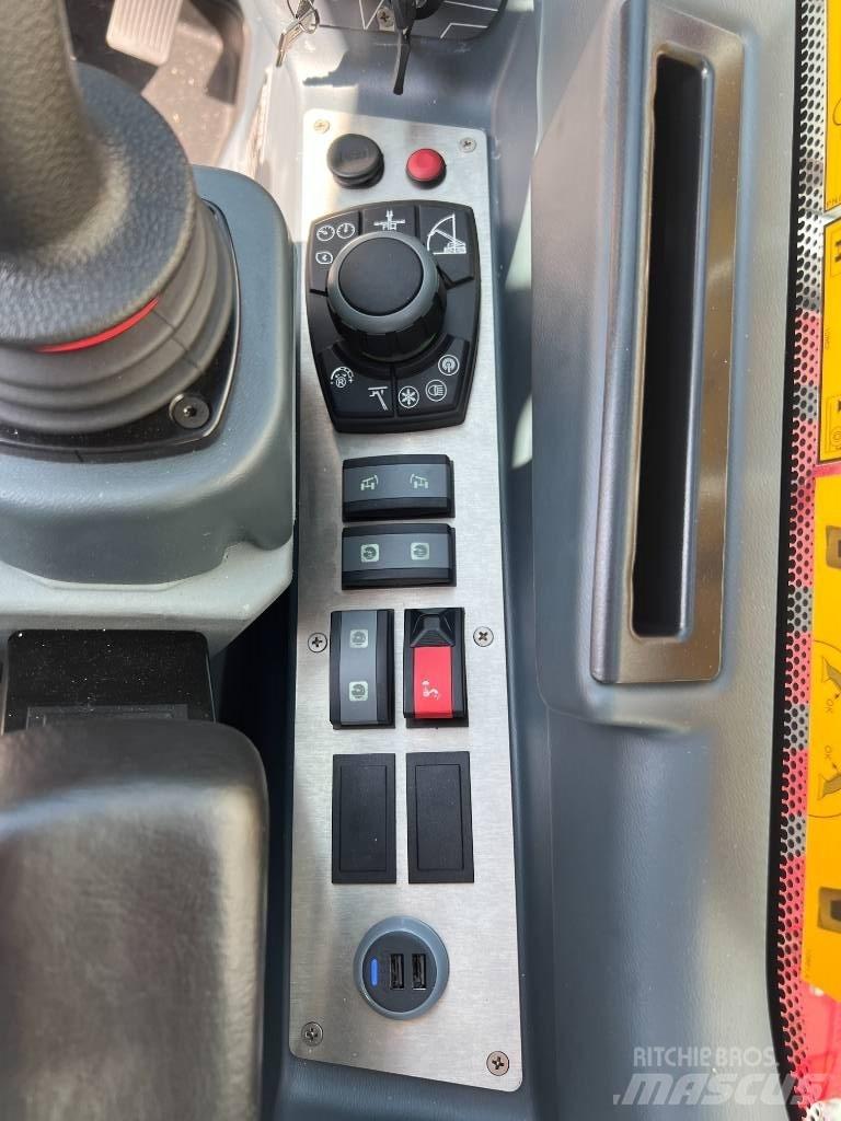 Magni RTH 7.26 Teleskopski viličarji