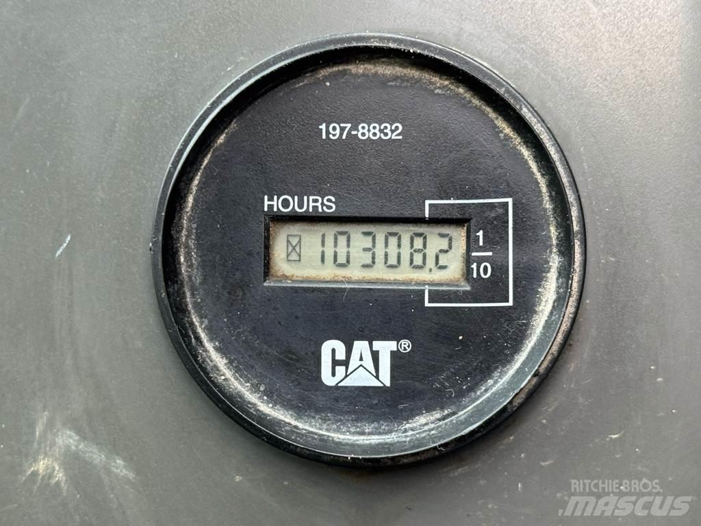 CAT M315D Bagri na kolesih