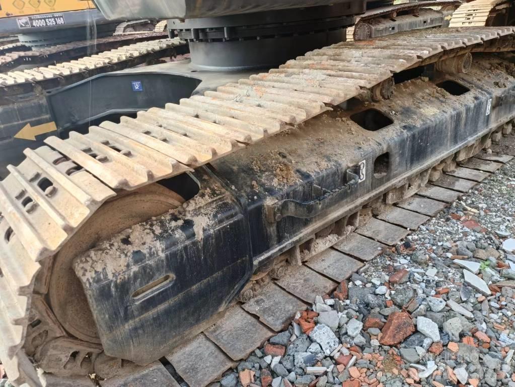 Hitachi ZX 250 LC Bagri goseničarji