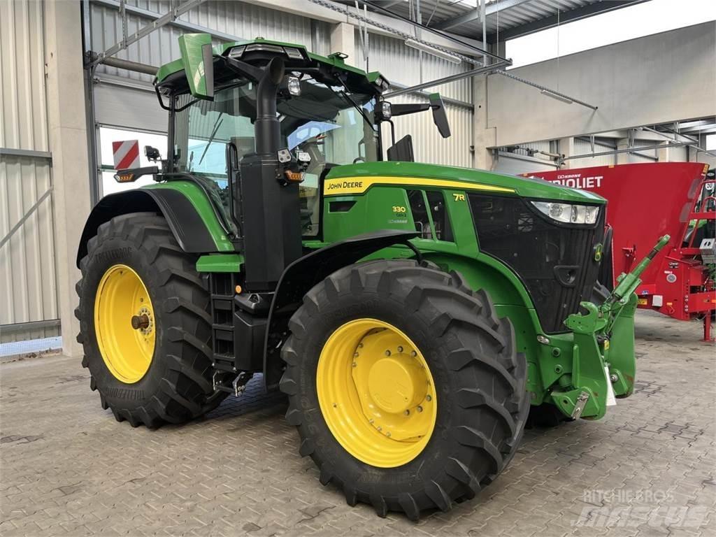 John Deere 7R 330 Traktorji