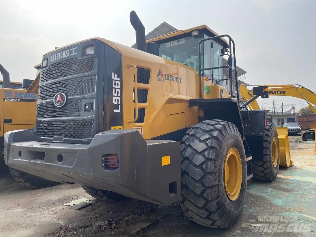 SDLG LG956F Kolesni nakladalci