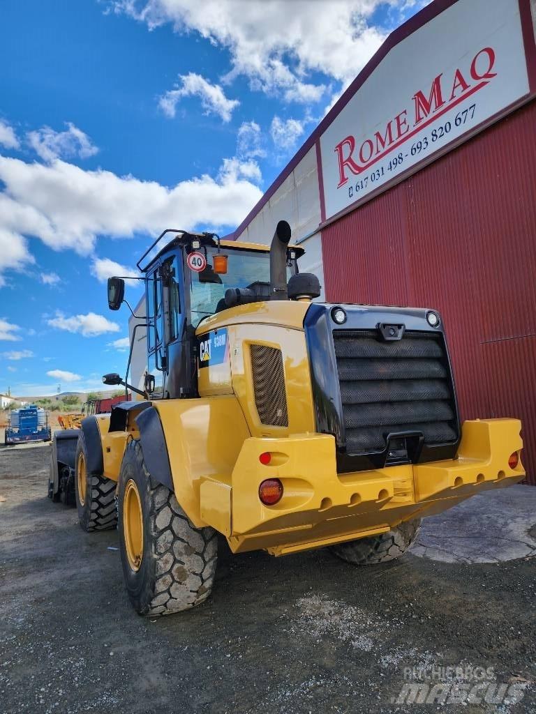 CAT 938M Kolesni nakladalci