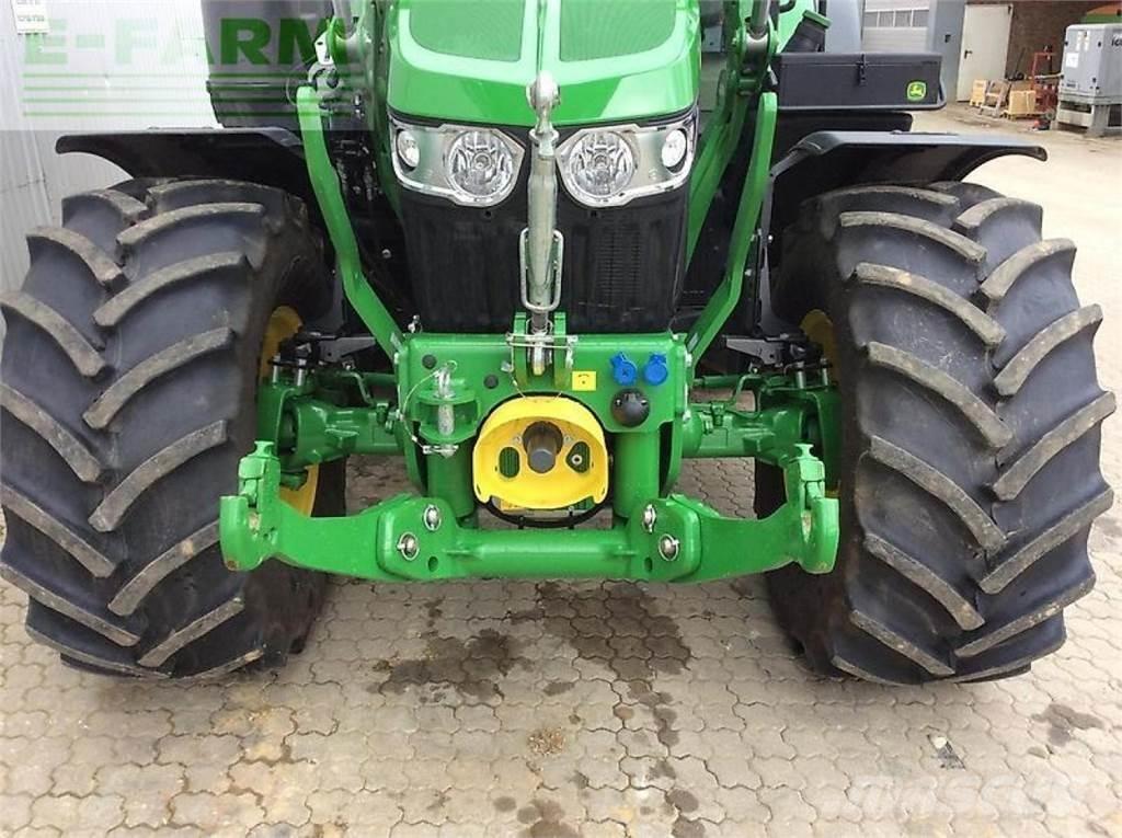 John Deere 6100 m Traktorji