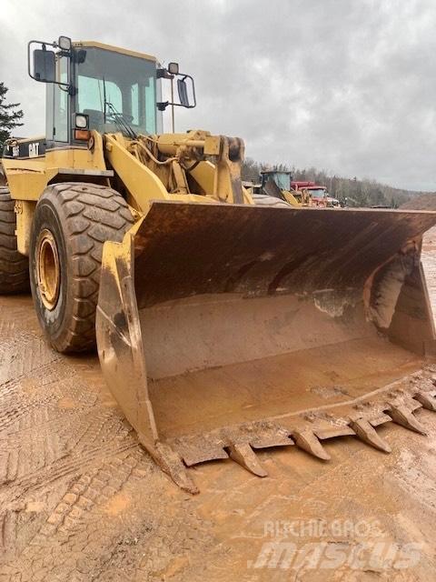 CAT 966 F II Kolesni nakladalci