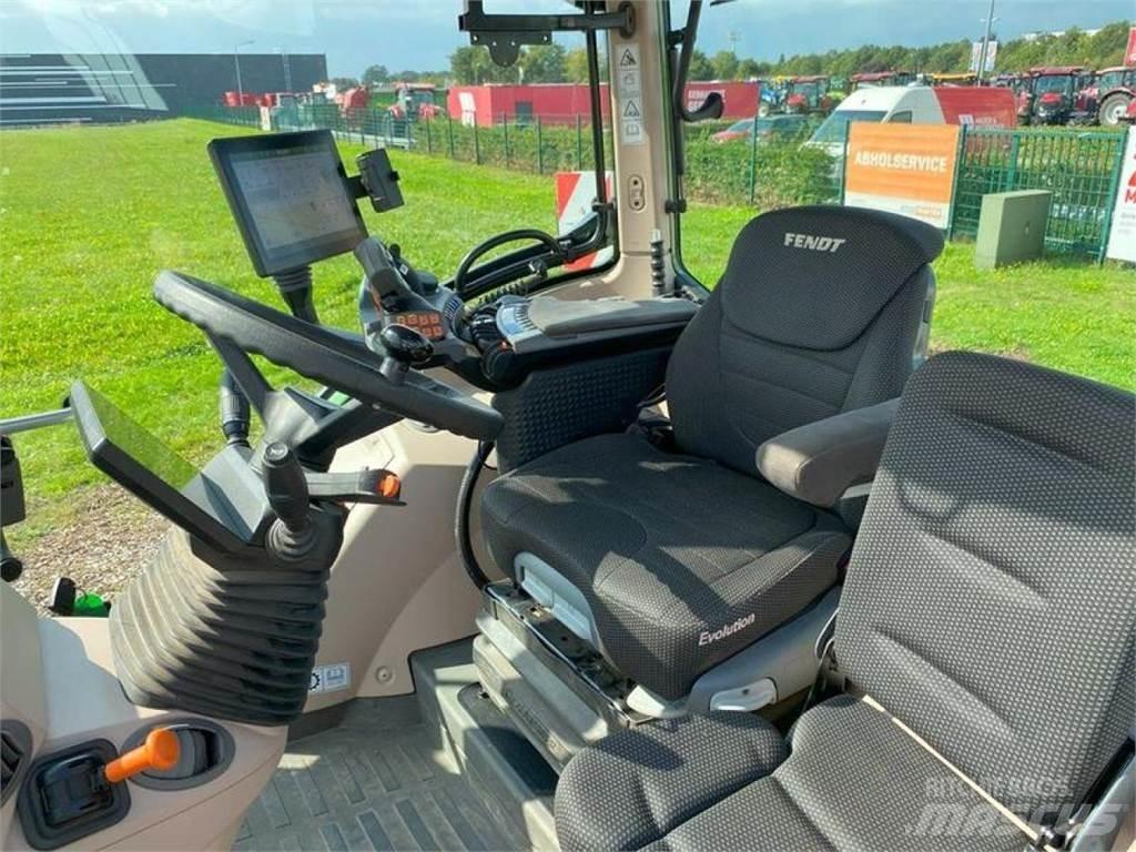 Fendt 724 PROFI+ Traktorji
