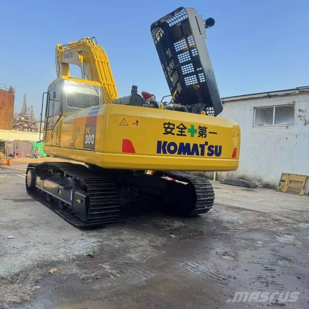 Komatsu PC 300 Bagri goseničarji