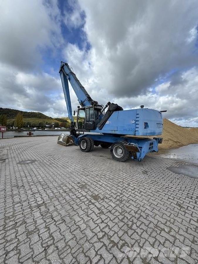 Fuchs MHL360 Kolesni nakladalci