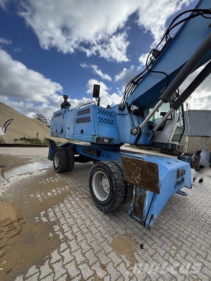 Fuchs MHL360 Kolesni nakladalci