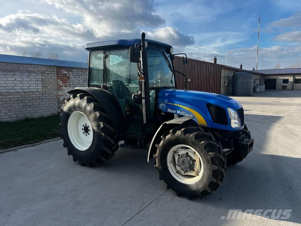 New Holland T 4050 Traktorji