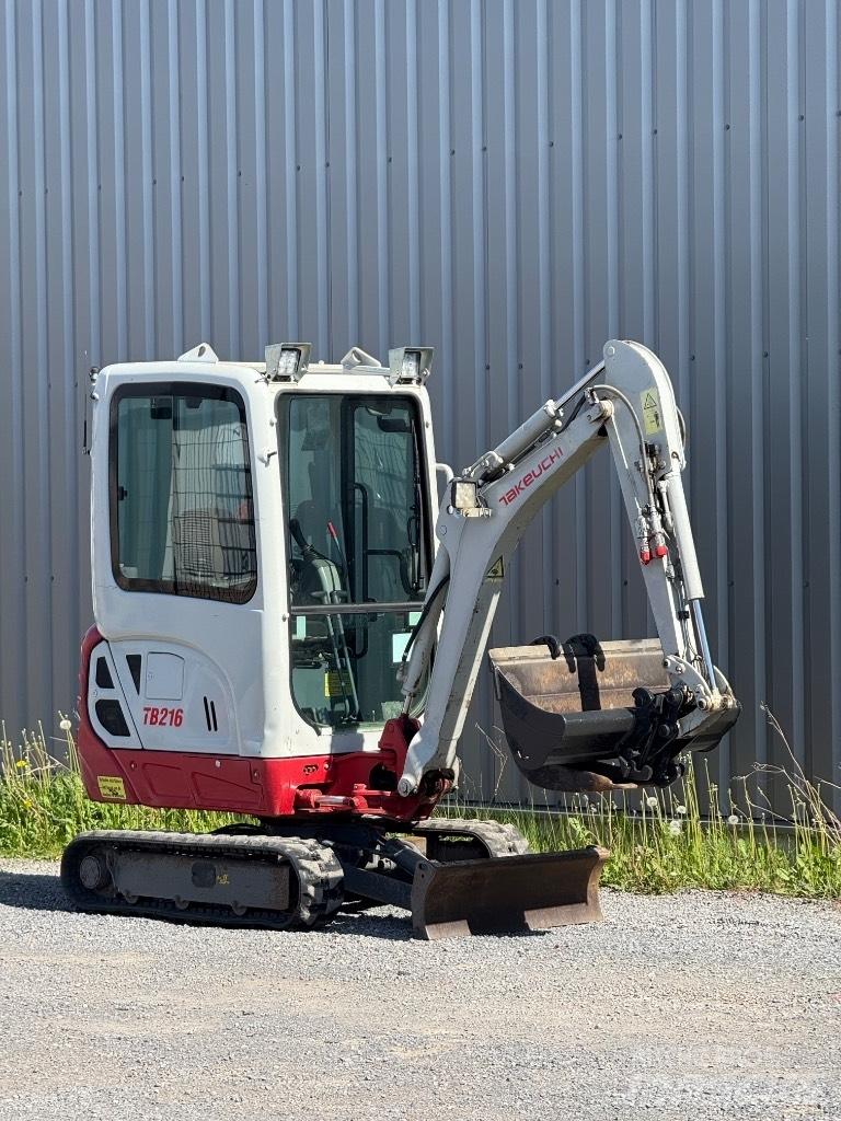 Takeuchi TB 216 Mini bagri <7t