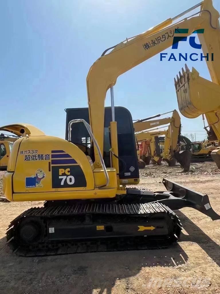 Komatsu PC 70 Midi bagri 7t – 12t